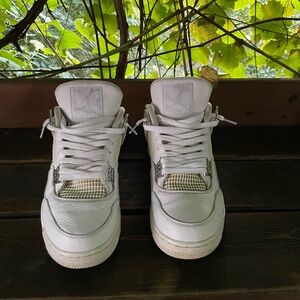 Jordan 4 pure money